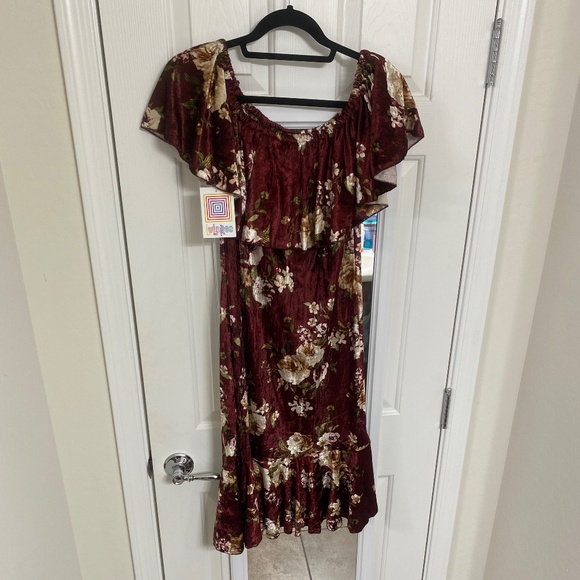 NWT - LulaRoe Cici Dress (L) - Picture 1 of 6